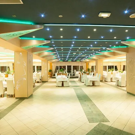Adria Hotel 4*