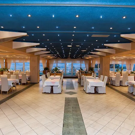 Adria Hotel 4*