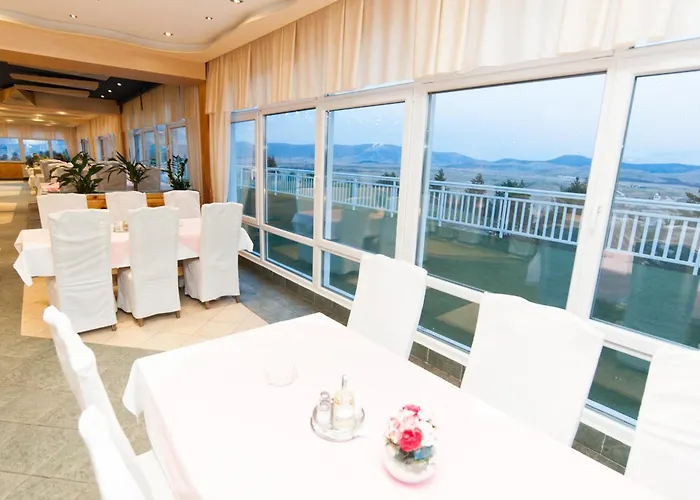 Adria Hotel Kupres (Canton 10)